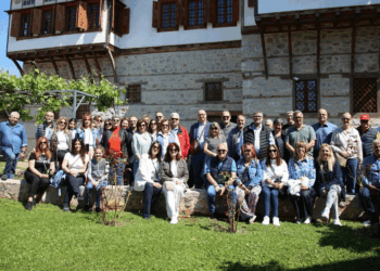 Με επίσκεψη & ξενάγηση στην όμορφη Σιάτιστα ολοκληρώθηκαν οι παράλληλες εκδηλώσεις και δράσεις της Γενικής Συνέλευσης της ΚΕΕΕ