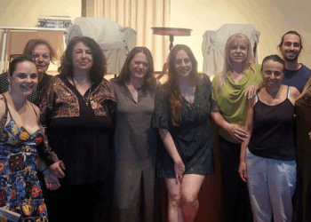 Σε κλίμα συγκίνησης πραγματοποιήθηκε η λήξη των Εξετάσεων για το Τμήμα Υποκριτικής Τέχνης Β’ Εξαμήνου της ΣΑΕΚ Πτολεμαΐδας! (της Κούλας Πουλασιχίδου)