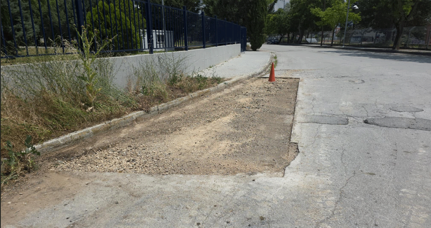 Συνεχίζεται η εργολαβία επούλωσης λακκουβών στην Πτολεμαΐδα – Τέλος οι τεράστιες τρύπες μπροστά από την μάνδρα “Χονδροματίδη” ! (ρεπορτάζ της Κούλας Πουλασιχίδου )