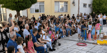 Μάγεψαν το κοινό οι μαθητές του Αμυνταίου του Ωδείου Φλώρινας στην καλοκαιρινή τους εκδήλωση