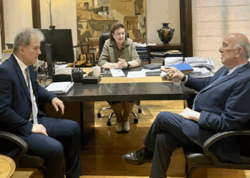 Συνάντηση Παπαδόπουλου-Αμανατίδη-Μενδώνη στο Υπ. Πολιτισμού: Συζήτηση για σχολές πέτρας, μαρμαροτεχνίας και ανάδειξη αρχαιολογικών ευρημάτων Περδίκκα