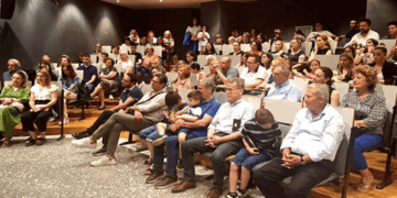 Με μεγάλη επιτυχία πραγματοποιήθηκε η  παρουσίαση του βιβλίου «Ιστορίες ενός καθρέφτη» της Θεοδώρας Μήλιου