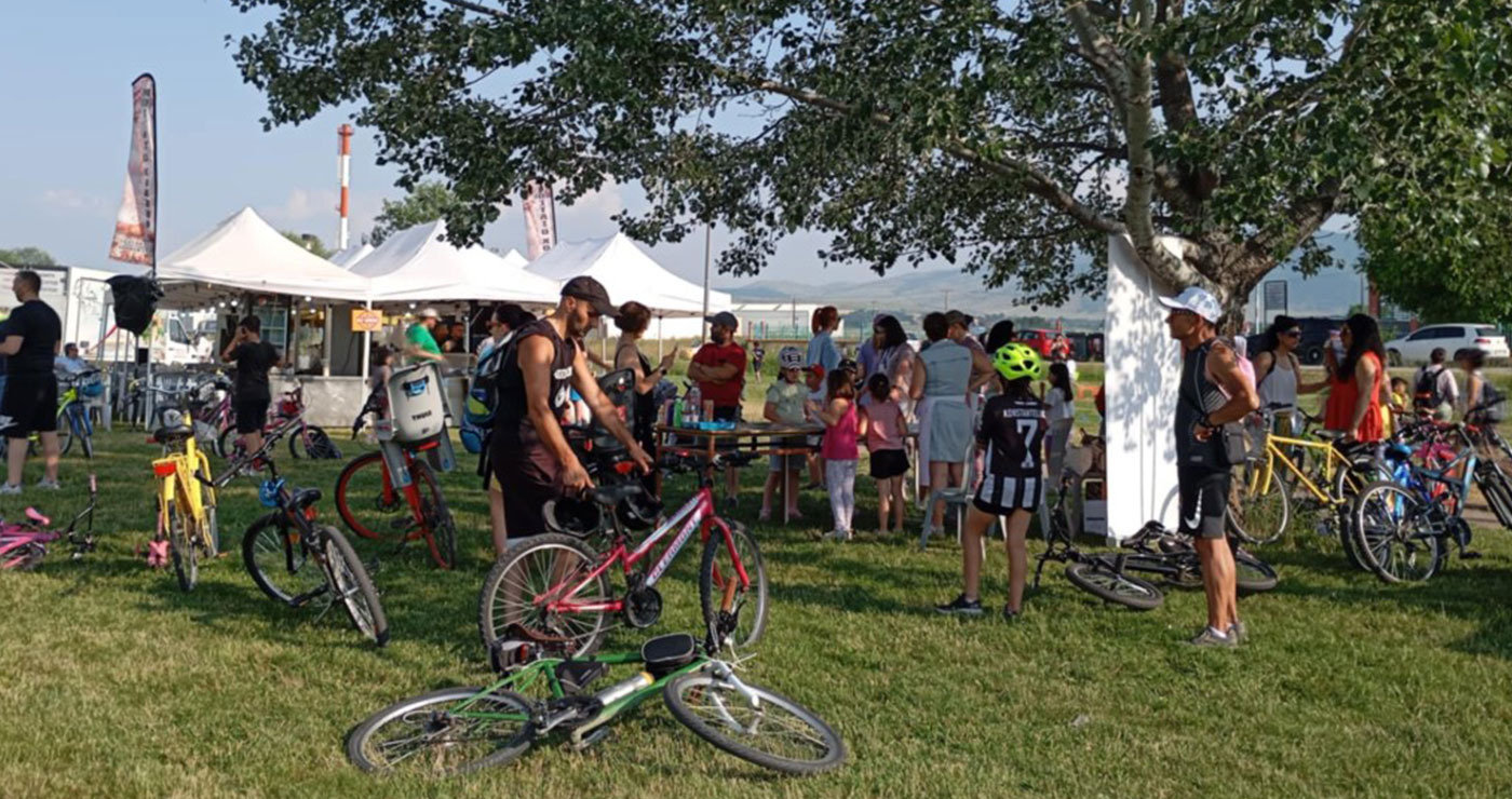 Πτολεμαΐδα: Φόρεσαν τα κράνη τους και έκαναν ποδηλατάδα από το Πέτρινο ως το Πάρκο Εκτάκτων Αναγκών