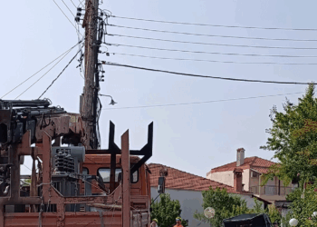 Στο σκοτάδι πάνω από 15 ώρες η Ροδιανή Κοζάνης- Μάχη του ΔΕΔΔΗΕ για επαναφορά της ηλεκτροδότησης