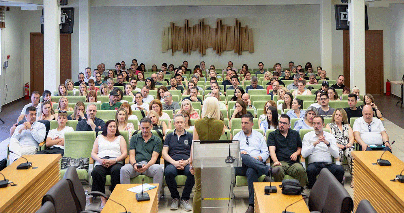 Mεγάλο ενδιαφέρον για την επιμόρφωση στο Ανθρώπινο Δυναμικό και την Εξυπηρέτηση πελατών του Επιμελητηρίου Κοζάνης