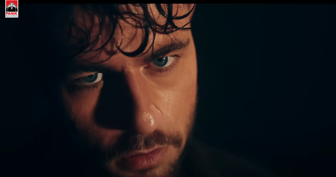 Ακούστε τη νέα επιτυχία του Σωτήρη Γιαζιτζόγλου από τα Σέρβια Κοζάνης “Κανείς Να Μη Με Δει” (Βίντεο)