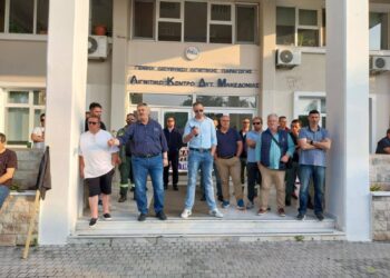 Συμβολική κατάληψη στο ΛΚΔΜ- Οι εργαζόμενοι αντιδρούν στην περικοπή της βάρδιας το Σαββατοκύριακο