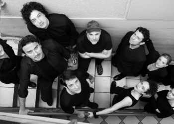 Η θεατρική παράσταση «ΑΝΤΙΓΟΝΗ» σε σκηνοθεσία του Θέμη Μουμουλίδη έρχεται στην Κοζάνη την Πέμπτη 17/7