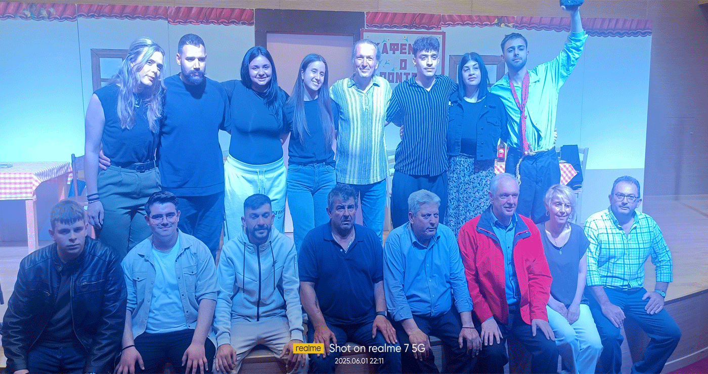 Η επιτυχημένη παράσταση “Ας τρώει μεν η μαναχία” του Ποντιακού Συλλόγου Πτολεμαΐδας στο Φεστιβάλ Θεάτρου στην Ποντιακή διάλεκτο (Φωτογραφίες)