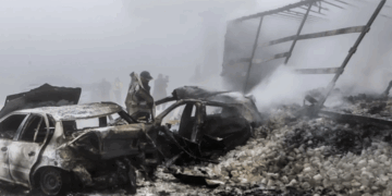 Κοζάνη: Με 80 χλμ/ώρα καρφώθηκε η νταλίκα στο ΙΧ των ηλικιωμένων στα διόδια Πολυμύλου