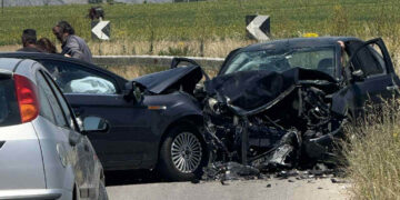 ΣΥΜΒΑΙΝΕΙ ΤΩΡΑ (update): Τροχαίο ατύχημα στην παλιά ΕΟ Κοζάνης Φλώρινας δίπλα στον ΑΗΣ Αμυνταίου