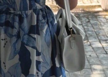 Ληστεία σε… ζωντανή σύνδεση στο κέντρο της Αθήνας (Βίντεο)