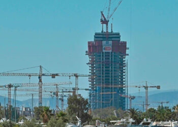 Η Ελλάδα ψηλώνει: Αυτοί είναι οι νέοι 3+1 ουρανοξύστες  – Τα 10 ψηλότερα κτίρια σήμερα (Φωτογραφίες)