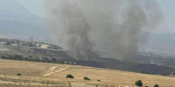 ΣΥΜΒΑΙΝΕΙ ΤΩΡΑ: Φωτιά σε εξέλιξη κοντά στη Μονάδα Πτολεμαΐδα V της ΔΕΗ