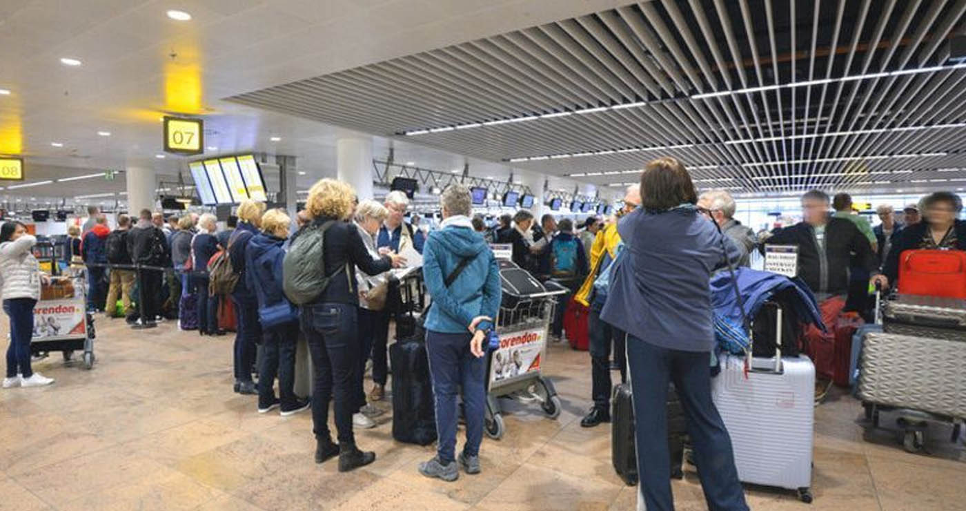 Αεροδρόμια: Καταργείται το όριο των 100 ml για υγρά στις χειραποσκευές – Θα βάλουν νέο μηχανισμό