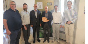 Η αξιοποίηση του Εκθεσιακού Κέντρου Κοίλων μέσω ΔΑΜ στο επίκεντρο της συνάντησης Καλλίρη και Πράσινου Ταμείου με το Επιμελητήριο Κοζάνης