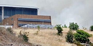 ΕΚΤΑΚΤΟ: Φωτιά στη ΖΕΠ Κοζάνης – Πολύ κοντά στο Πανεπιστήμιο – Ήχησε το “112”