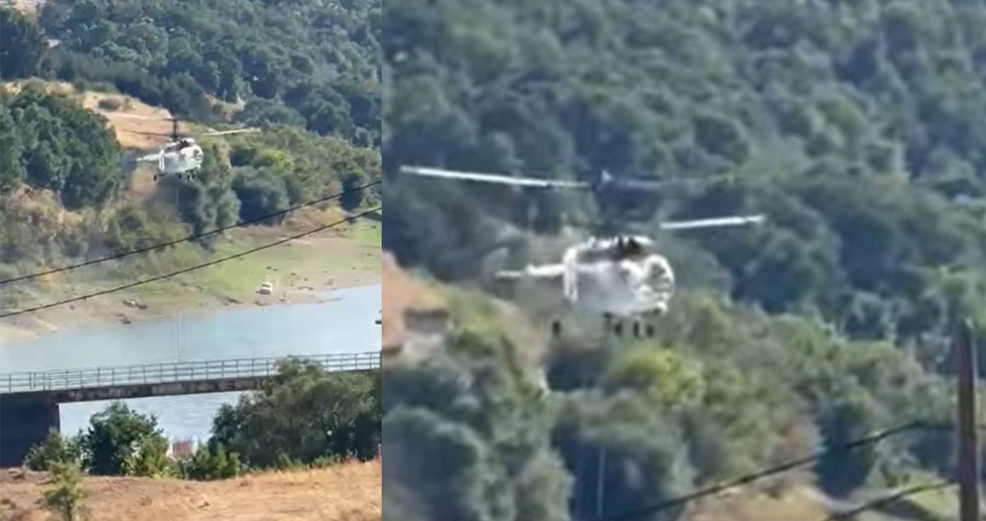 Φράγμα Περδίκκα: Η στιγμή που το ελικόπτερο της Πυροσβεστικής ανεφοδιάζεται με νερό για την κατάσβεση της πυρκαγιάς (video)