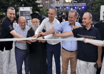 Δυναμική έναρξη για το 6ο Φεστιβάλ Παραδοσιακών Τοπικών Προϊόντων «Γρεβενών Γεύσεις» – Σήμερα η συναυλία με τον Καζούλη