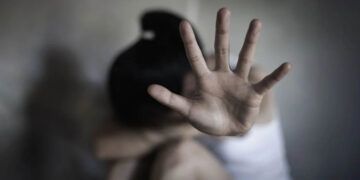 Τρόμος για γυναίκα στη Θεσσαλονίκη: Ο πρώην της εισέβαλε στο σπίτι σπάζοντας την μπαλκονόπορτα