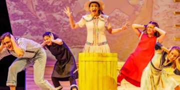 Διαγωνισμός του e-ptolemeos.gr: Κερδίστε 3 διπλές προσκλήσεις για την παράσταση “Το καπλάνι της βιτρίνας”