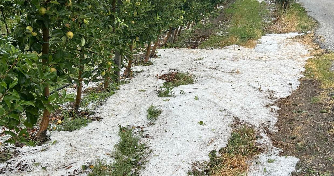 Ισχυρή χαλαζόπτωση σε περιοχές της Καστοριάς (φωτο)
