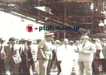 Η Α.Μ. Ο Βασιλεύς Παύλος στο χώρο του ορυχείου Κομάνου για τα εγκαίνια λειτουργίας του, την 26 η Ιουλίου 1957 – Από τη στήλη του Γ. Καζαντζή στον ΠΑΛΜΟ