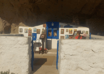 Ιερό προσκύνημα στη μοναδική παγκοσμίως ΑΣΚΕΠΉ Εκκλησία της Παναγίας Κακαβιώτισσας! (Ρεπορτάζ της Κούλας Πουλασιχίδου)