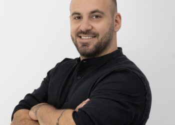 Σ. Κύρινας(Τοπικός Σύμβουλος Αιανής): «Γιατί δεν προσαρμόστηκε η ΚΥΑ για την Κατηγορία Παραμεθόριων Περιοχών και στο θέμα των αδειών των υπαλλήλων;»