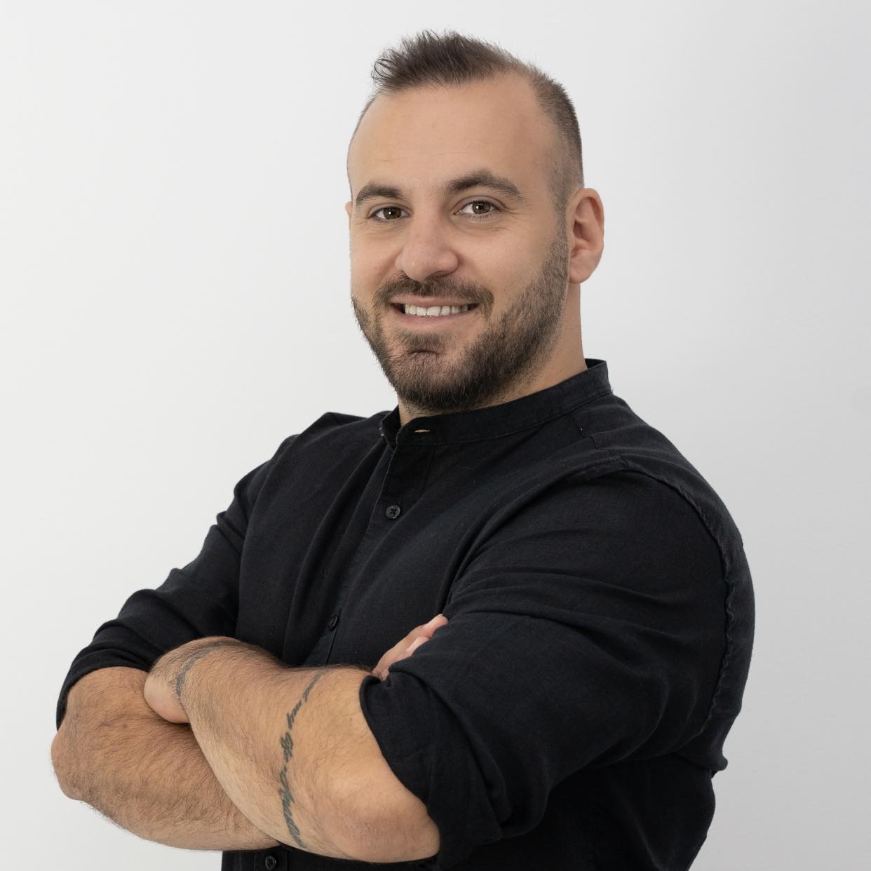 Σ. Κύρινας(Τοπικός Σύμβουλος Αιανής): «Γιατί δεν προσαρμόστηκε η ΚΥΑ για την Κατηγορία Παραμεθόριων Περιοχών και στο θέμα των αδειών των υπαλλήλων;»