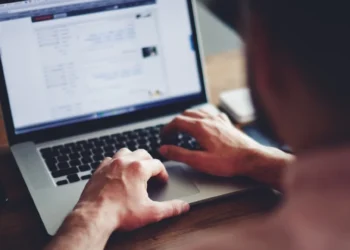 Έως 75% ενίσχυση για μικρές επιχειρήσεις από τον Αναπτυξιακό Νόμο -Πότε εκπνέει η προθεσμία