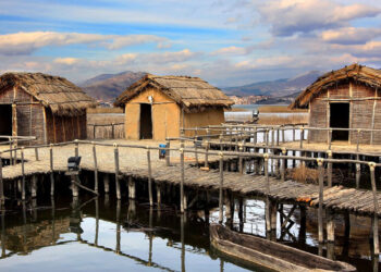 Ο Δήμος Καστοριάς κλείνει προληπτικά τον Λιμναίο Οικισμό λόγω εμφάνισης αρκούδας