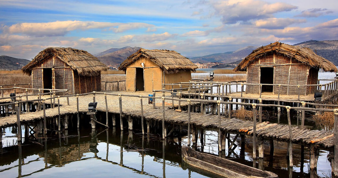 Ο Δήμος Καστοριάς κλείνει προληπτικά τον Λιμναίο Οικισμό λόγω εμφάνισης αρκούδας