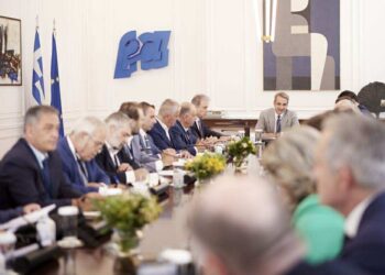 Άμεση αντίδραση της ΠΕΔ μετά το «φιάσκο» στο Μαξίμου- Έκτακτη σύγκληση του Δ.Σ.