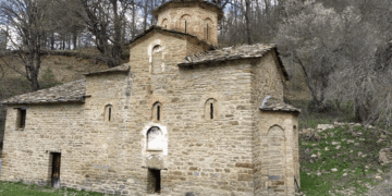 Εργασίες ευπρεπισμού, προσβασιμότητας και αντιπλημμυρικής προστασίας στον Ι.Ν. Αγίου Ζαχαρία Γράμμου