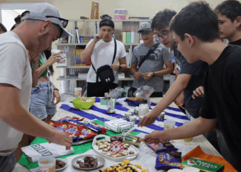 Νέοι από την Ιρλανδία επισκέφθηκαν τον ΟΕΝΕΦ στο πλαίσιο προγράμματος νεανικής κινητικότητας