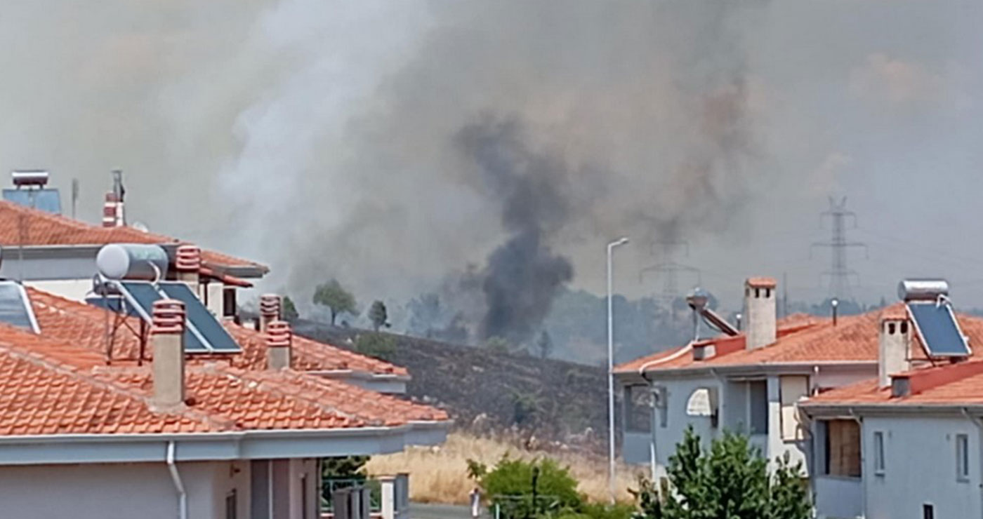 “112”: Να απομακρυνθούν από τη ΖΕΠ Κοζάνης ζητάει με νέο μήνυμα η Πολιτική Προστασία – Εκκενώθηκαν Πανεπιστημιούπολη & Διοικητήριο Περιφέρειας