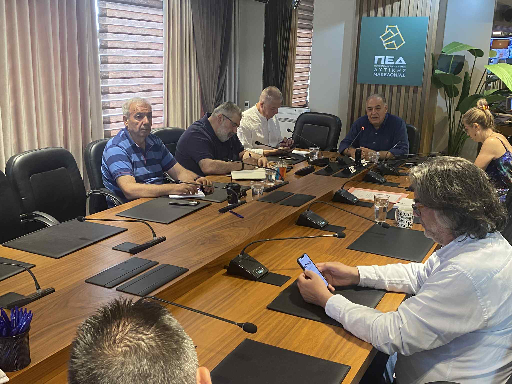 Παραιτήσεις σε… αναμονή από τους Δημάρχους της Δυτικής Μακεδονίας- Κινήσεις και πρωτοβουλίες με ορόσημο τη ΔΕΘ πριν την ολική ρήξη