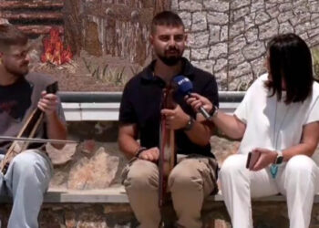 Πύργοι Εορδαίας: Τα αδέρφια που «ζουν» για τη βυζαντινή μουσική και την ποντιακή λύρα