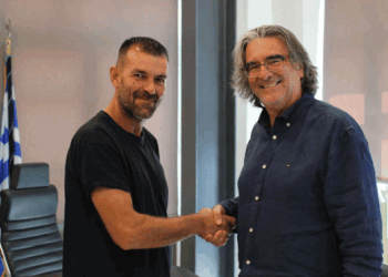 Ελάτη Σερβίων: Ο πρώτος ευτυχισμένος πατέρας που παίρνει το βοήθημα των 10000 ευρώ