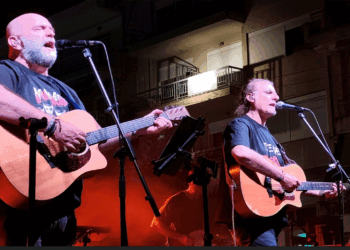 “Βούλιαξαν” τα Γρεβενά στη συναυλία των ΠΥΞ ΛΑΞ (Βίντεο + Φωτογραφίες)