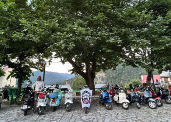 Μια τρομερή εμπειρία για τους φίλους της Vespa έλαβε μέρος στα ορεινά της Πίνδου