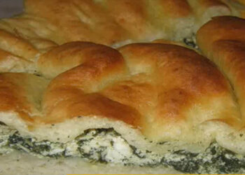 Συνταγές σε βίντεο: Βλάχικη τσουκνιδόπιτα (πίτα βινίτα)