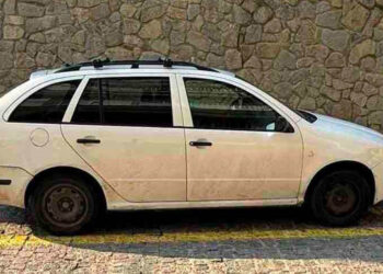 Σύλληψη στην Κοζάνη: 46χρονος μετέφερε παράνομα αλλοδαπή και έκρυβε κοκαΐνη