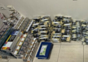 Πτολεμαΐδα: Συνελήφθη 59χρονη με πάνω από 1.300 πακέτα λαθραίων τσιγάρων και 24 κιλά καπνού