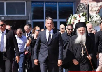 Σε κλίμα συγκίνησης το τελευταίο αντίο στον Απόστολο Βεσυρόπουλο