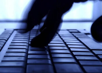 Σοκ στη Σκύδρα: 15χρονος είχε 1.000 αρχεία πορνογραφίας με ανήλικους