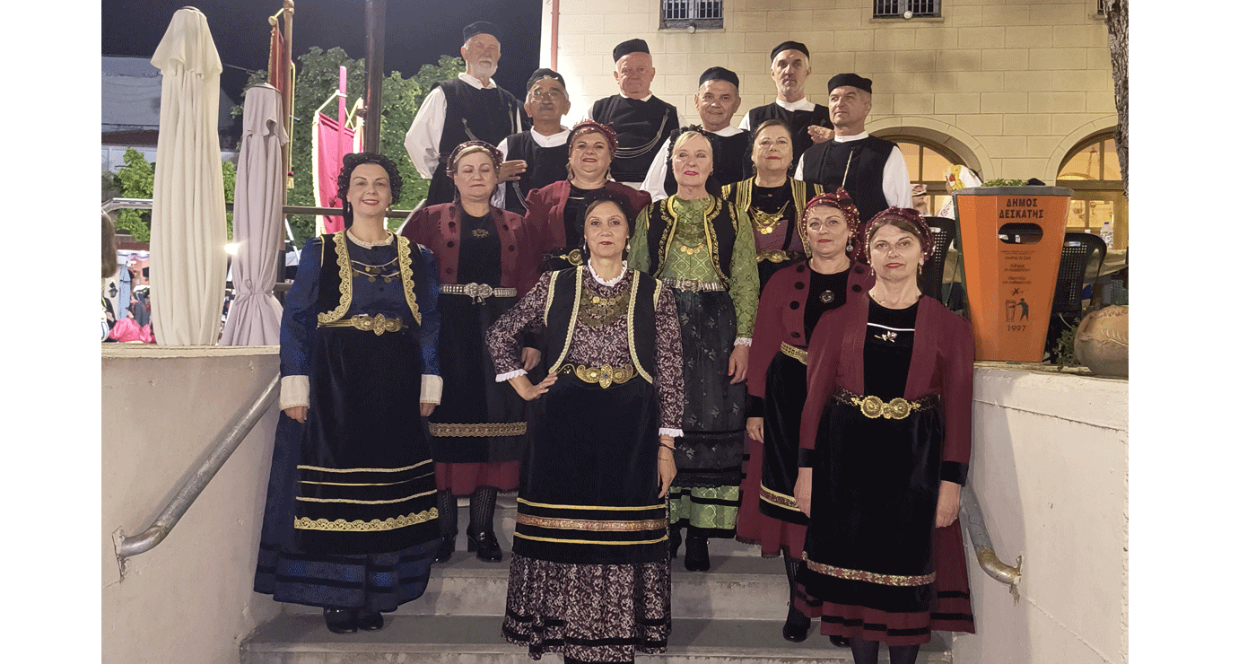 Η πλατεία Δεσκάτης γέμισε με ήχους και χρώματα της Ελληνικής Παράδοσης