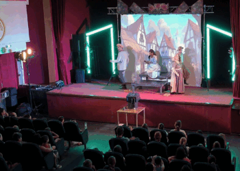 Ξεκίνησαν και επίσημα τα “ΑΜΥΝΤΑΙΑ 2025” με την παιδική θεατρική παράσταση “Η Πεντάμορφη και το Τέρας