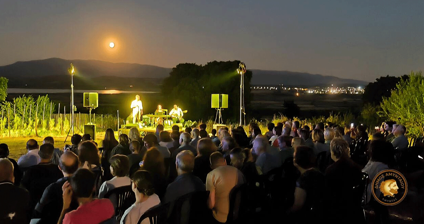 Μια μαγική βραδιά υπό το φως της πανσελήνου πραγματοποιήθηκε στον Αρχαιολογικό Χώρο Πετρών (Φώτο)